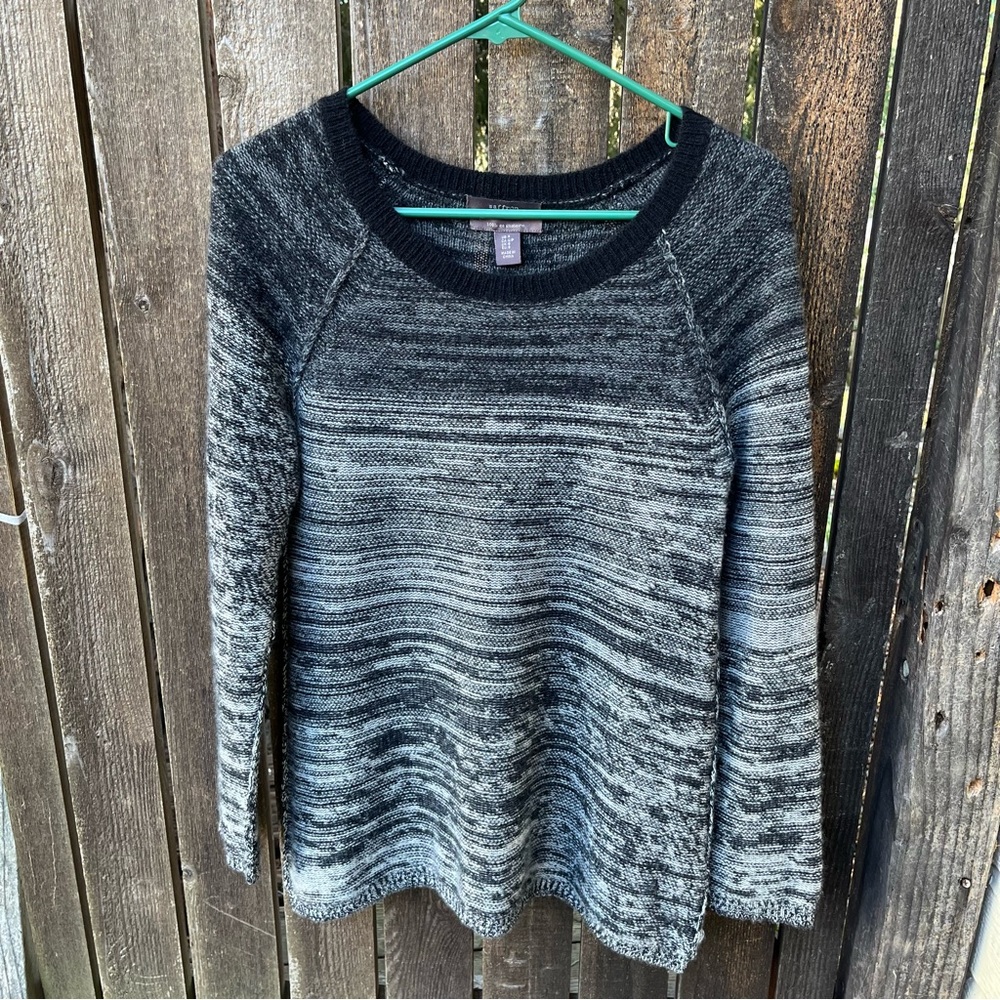 Saffron Heathered Gray & Black 100% Cashmere Sweater Sz S